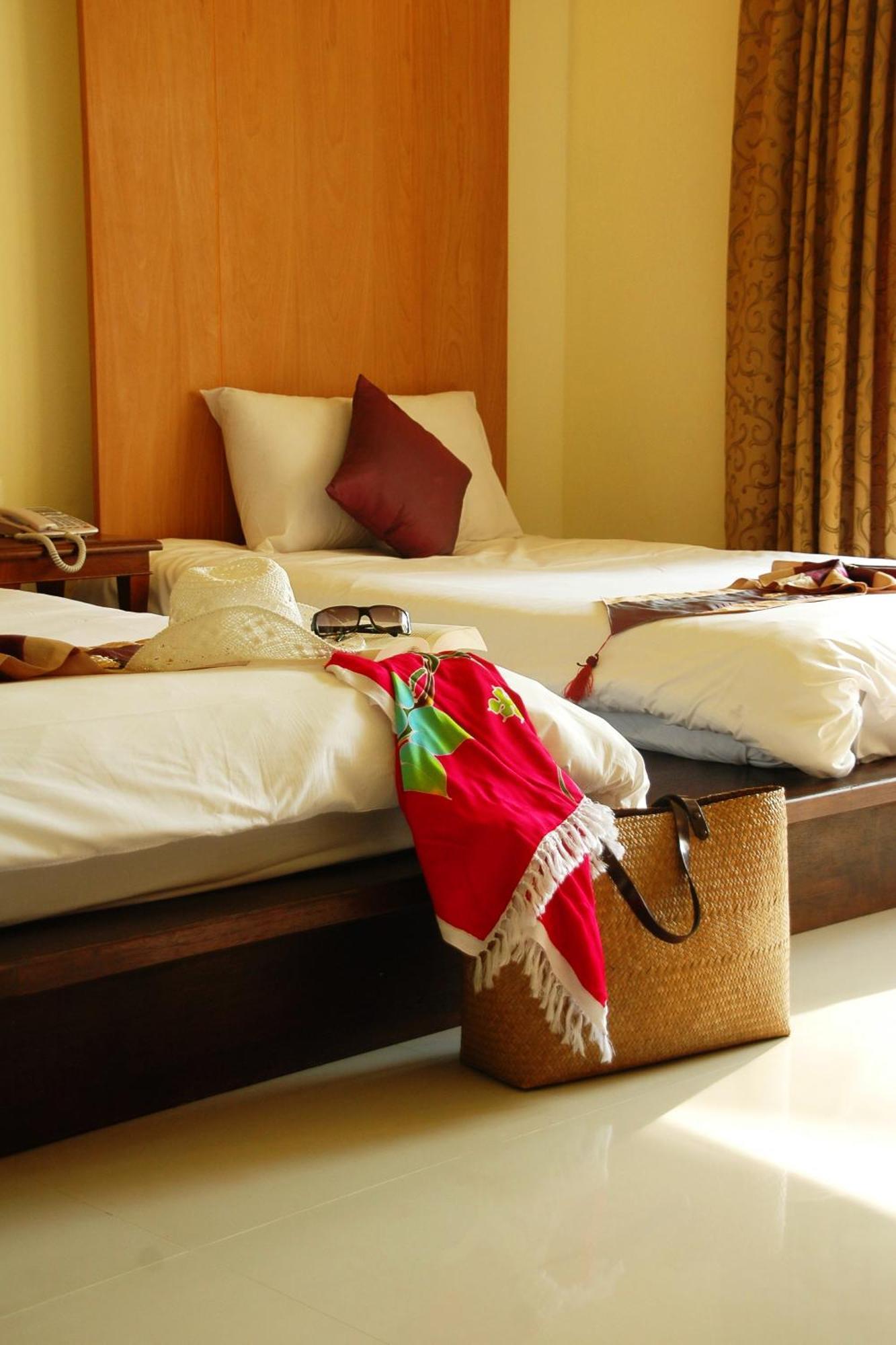 Khaolak Orchid Beach Resort - Sha Extra Plus Khao Lak Exterior foto